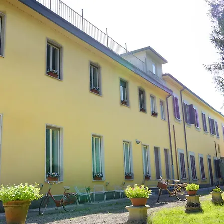 Ciaomi - & Long - Niguarda & Bicocca Penzion