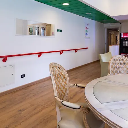 Ciaomi - & Long - Niguarda & Bicocca Milán