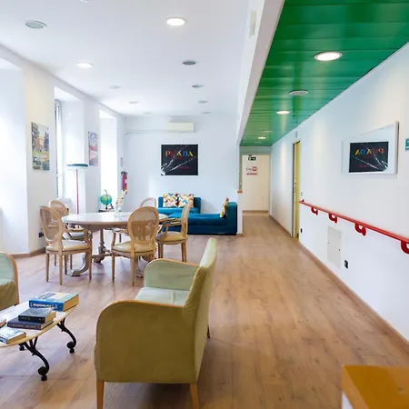 Ciaomi - & Long - Niguarda & Bicocca 3* Milán